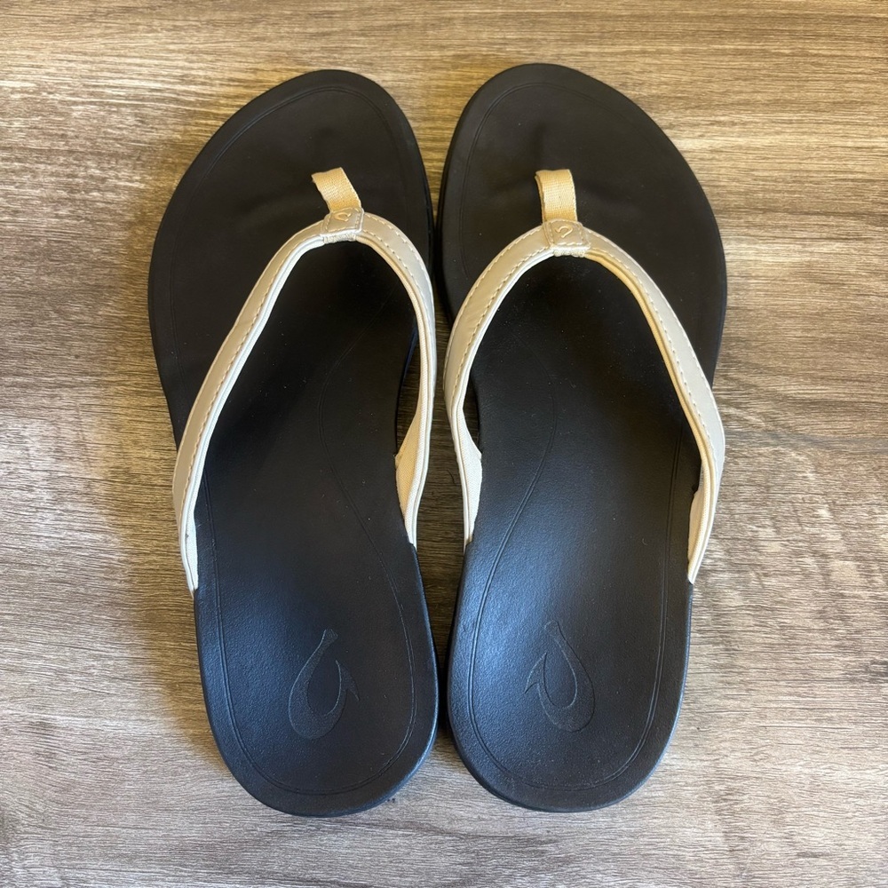 OluKai Ho‘ōpio Sandals Women's Size 7 - Picture 2 of 9